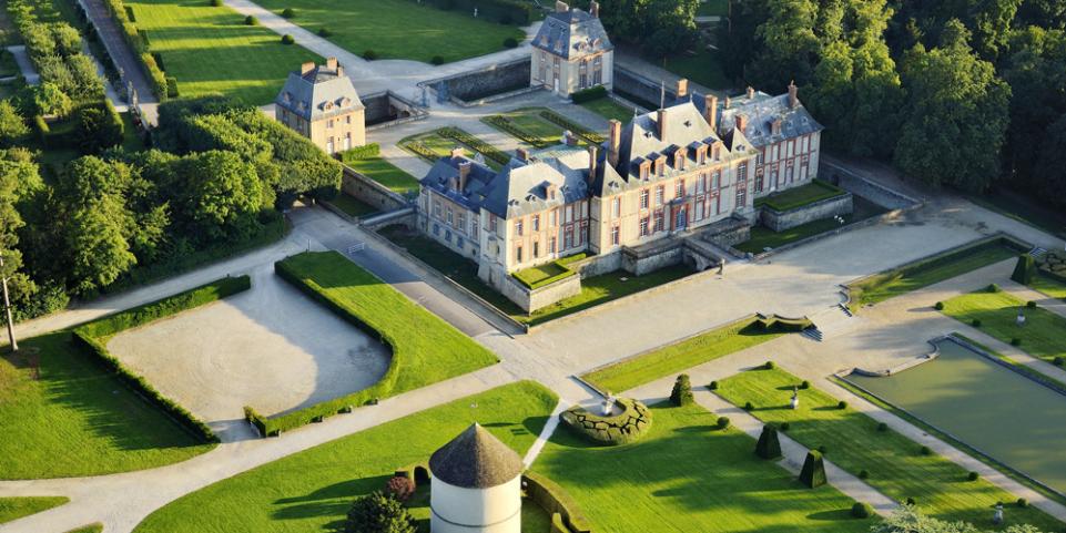 Castle for wedding in Paris