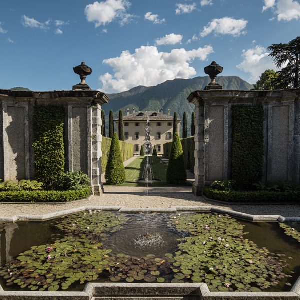 LAKE COMO Villa Balbiano Wedding