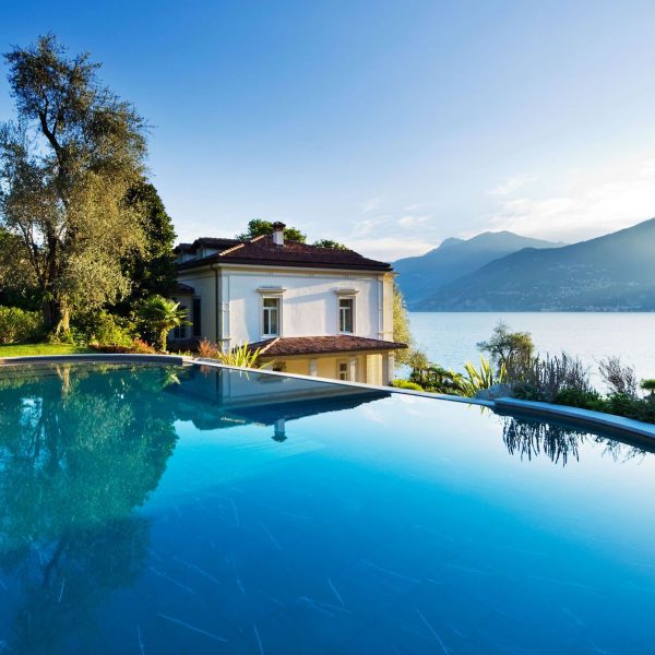 LAKE COMO Villa GIuseppina Garden Wedding View