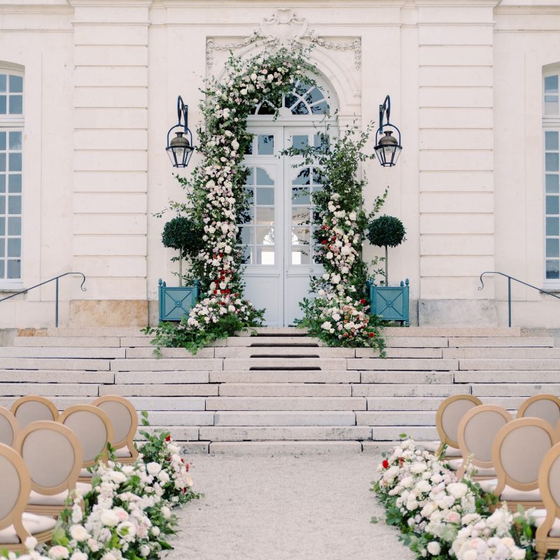 Luxury French chateau wedding (7)