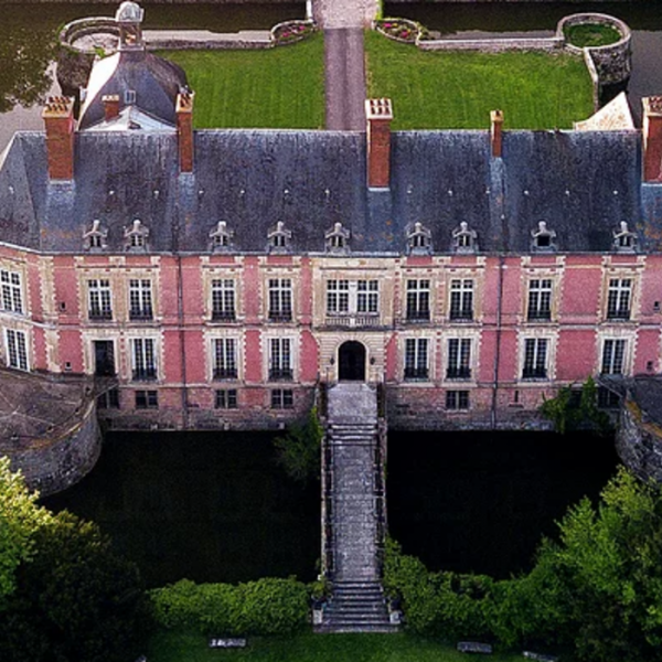 wedding in a castle