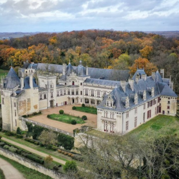 chateau wedding in France