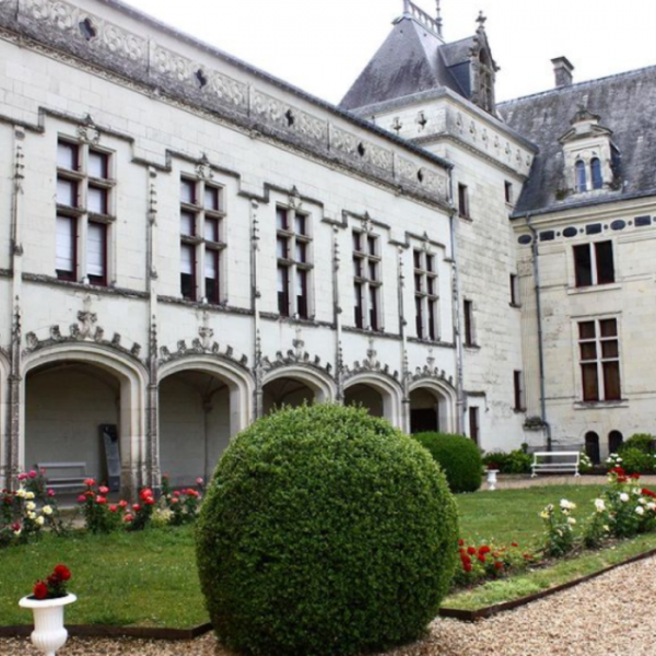 chateau wedding in France