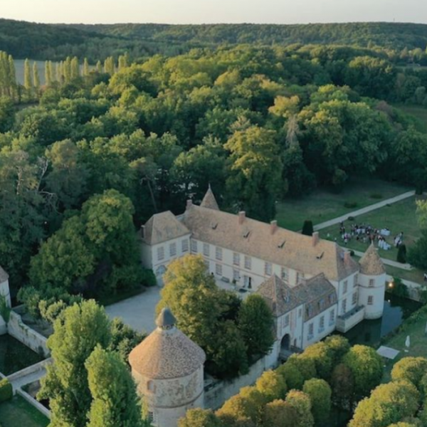 chateau wedding in France