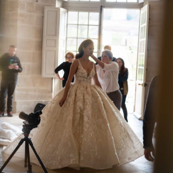 wedding-photo-shoot-in-French-castle-Paris-768x513