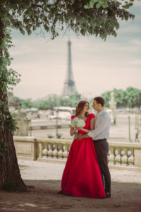 paris city of love with wedding planner in paris (2)