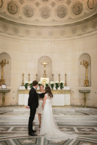 wedding planner in paris Parisian chapel (12)