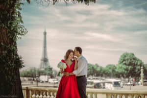 paris city of love with wedding planner in paris (3)